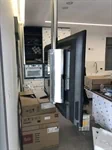 עמוד דגל תקרתי עשוי נירוסטה למסכים עד 75 אינץ' 4